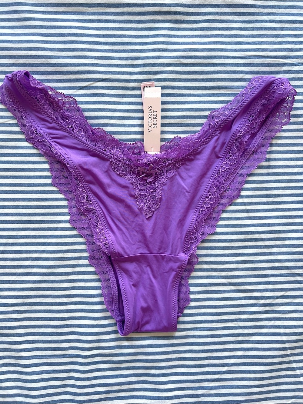 Victoria's Secret Purple Lace Trim Brazilian Bikini Panty M NWT